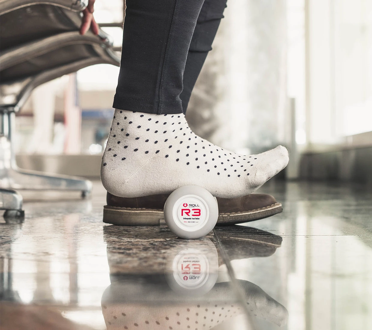 ROLL Recovery R3 Foot Roller (40) 6 ROLL Recovery R3 Foot Roller (40) - Image 6