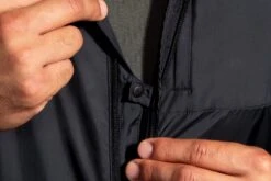 Brooks Men's Fusion Hybrid Jacket (211299) -Pro Runner Shop 211299 001 D6 Fusion Hybrid Jacket