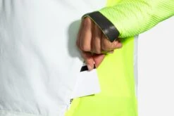 Brooks Women's Carbonite Vest - Icy Grey/Black/Nightlife (221498030) -Pro Runner Shop 221498 030 D2 Carbonite Vest