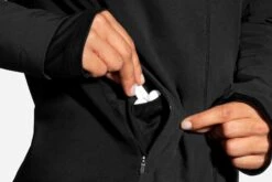 Brooks Women's Fusion Hybrid Jacket (221499) -Pro Runner Shop 221499 001 D5 Fusion Hybrid Jacket