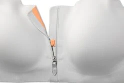 Brooks Women's Dare Zip Run Sports Bra - Black (350075001) 16 Brooks Women's Dare Zip Run Sports Bra - Black (350075001) -Pro Runner Shop 350075 014 d5 Dare Zip 0e9c97fa ed09 4354 8dd0 b1364e412ee7