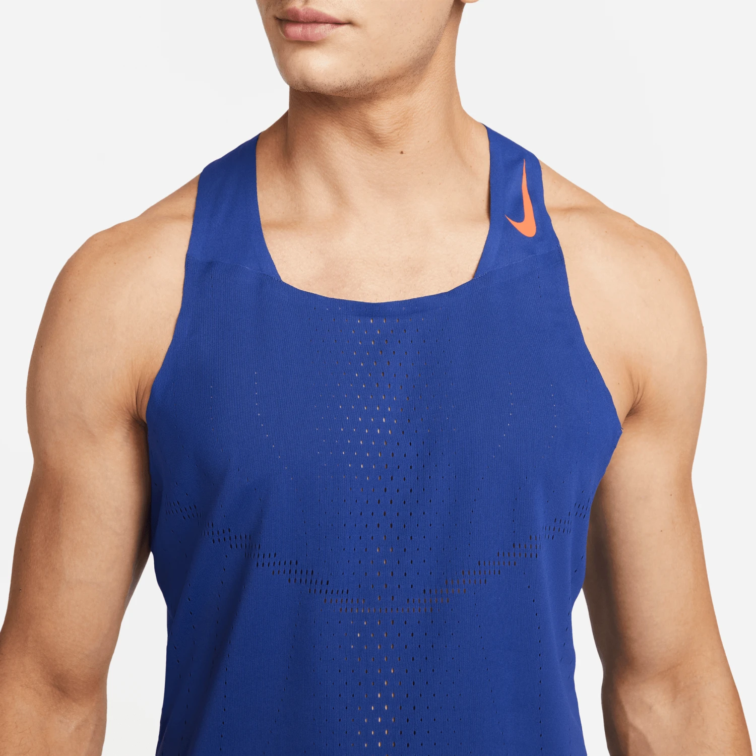 Nike Men's Aeroswift Singlet 2 Nike Men's Aeroswift Singlet - Image 2