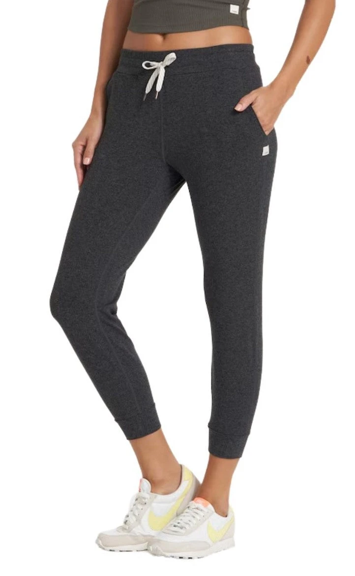 Vuori Women's Performance Joggers 4 Vuori Women's Performance Joggers - Image 4
