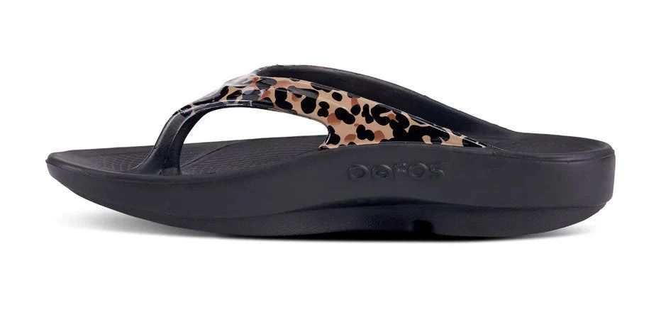 Oofos Women's OOlala Limited Sandal - Black/Leopard (1403) 3 Oofos Women's OOlala Limited Sandal - Black/Leopard (1403) - Image 3