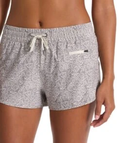 Vuori Women's Clementine Short 2.0 -Pro Runner Shop vuori womens clementine shorts 2 pale wheat samba 3